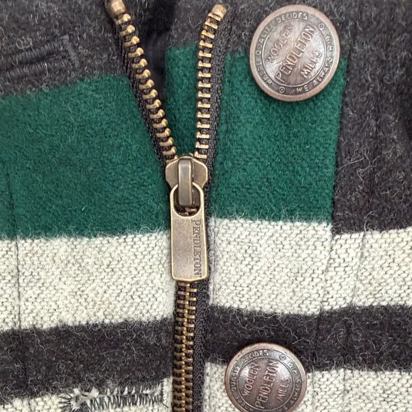 Women’s Pendleton Wool Hooded Coat size M - Picture 7 of 11